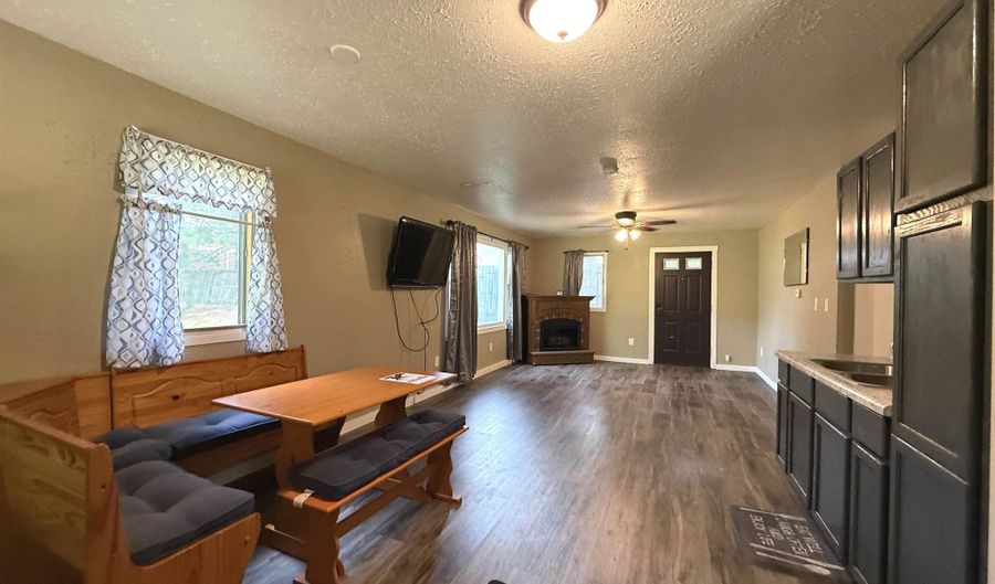1469 Evergreen Ct, Adams, WI 53910 - 2 Beds, 1 Bath