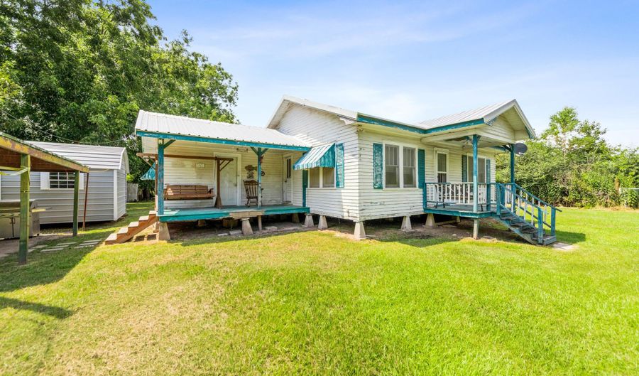 8908 Hwy 343, Abbeville, LA 70510 - 2 Beds, 1 Bath
