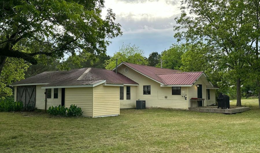 285 CO RD 235, Arley, AL 35541 - 3 Beds, 2 Bath