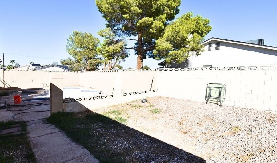 1536 Unionville Ln, Las Vegas, NV 89110 - 4 Beds, 2 Bath