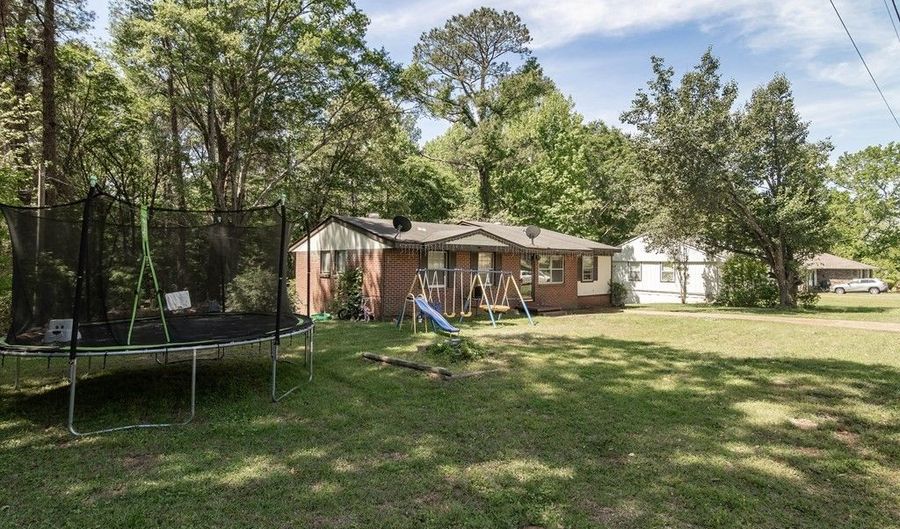 613 Mounds Pleasant, Water Valley, MS 38965 - 4 Beds, 2 Bath