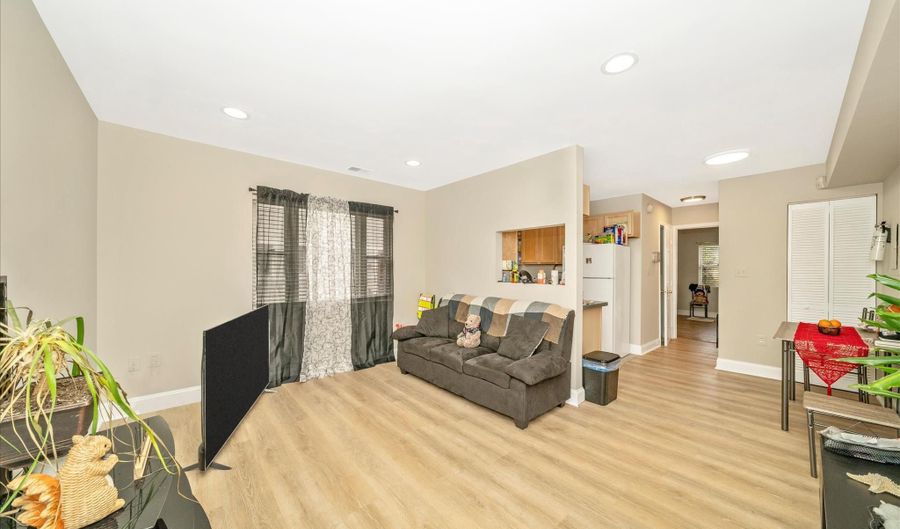 1320 MISSOURI Ave NW 203, Washington, DC 20011 - 1 Beds, 1 Bath