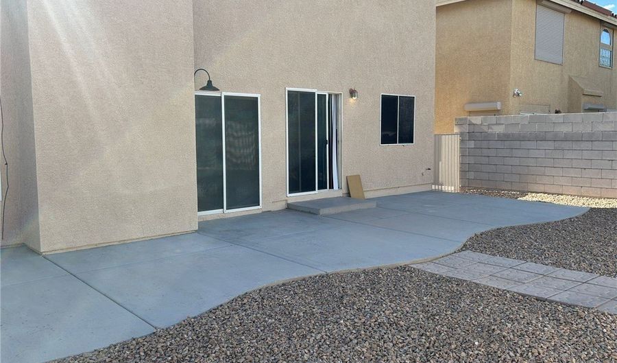 10590 MEDICINE BOW St, Las Vegas, NV 89183 - 4 Beds, 3 Bath
