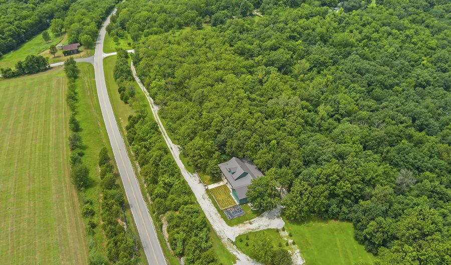 4978 S 11th Rd, Aldrich, MO 65601 - 4 Beds, 3 Bath