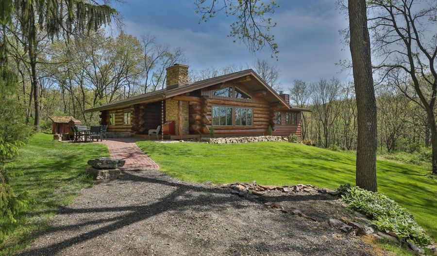 W9478 White Oak Road, Argyle, WI 53504 - 3 Beds, 3 Bath