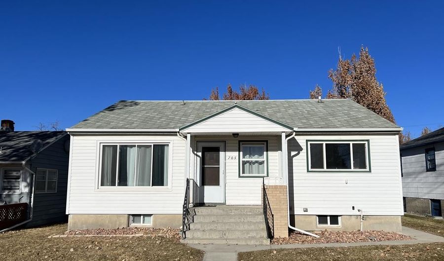 705 Howell Ave, Worland, WY 82401 - 5 Beds, 2 Bath