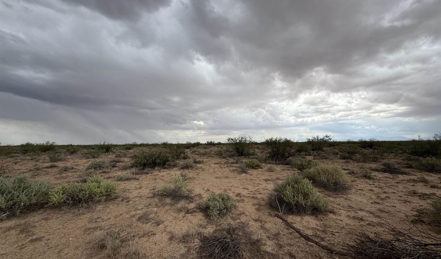 Lot 18 School Rd, Alamogordo, NM 88310 - 0 Beds, 0 Bath
