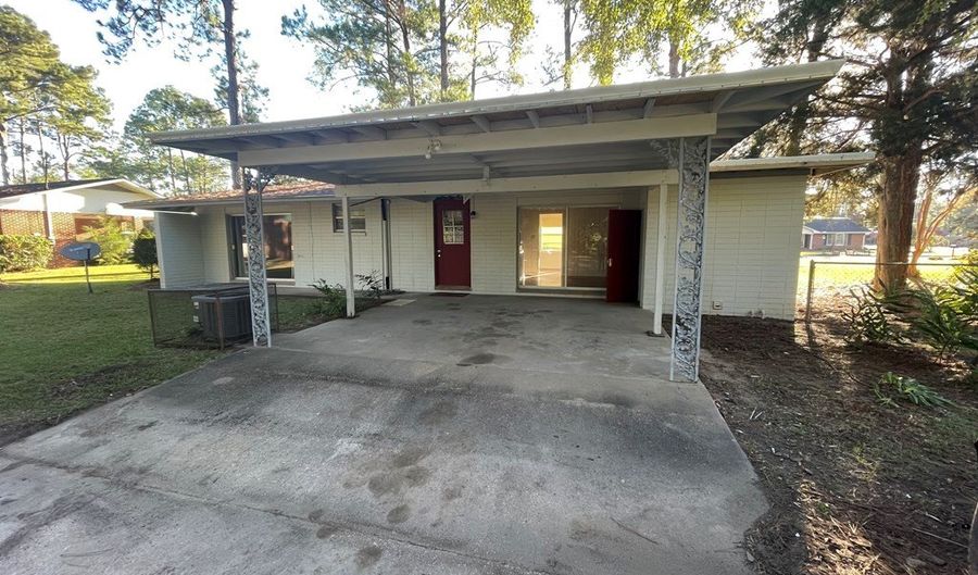 1010 Morningside, Bainbridge, GA 39819 - 3 Beds, 2 Bath