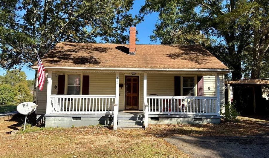 526 Kershaw St, Calhoun Falls, SC 29628 - 3 Beds, 1 Bath