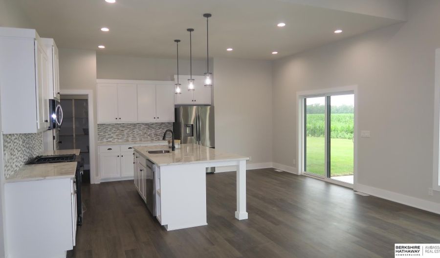 1010 Bluejay Cir, Ashland, NE 68003 - 5 Beds, 3 Bath