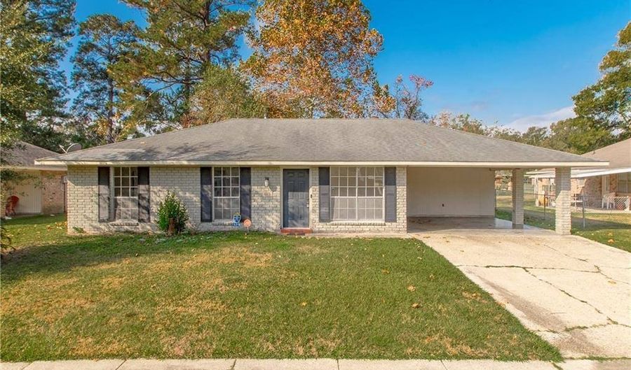 5319 Wexford Dr, Baton Rouge, LA 70814 - 4 Beds, 2 Bath