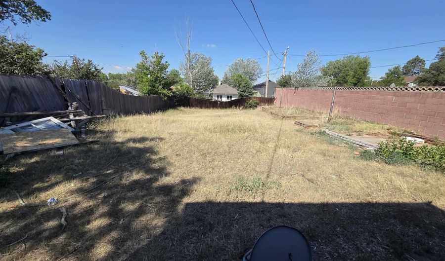 1616 ROLLINS Ave, Cheyenne, WY 82001 - 3 Beds, 2 Bath