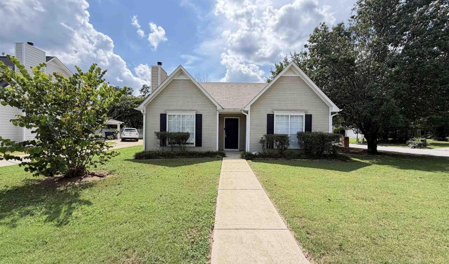 101 CAMBRIDGE POINTE Cir, Alabaster, AL 35007 - 3 Beds, 2 Bath