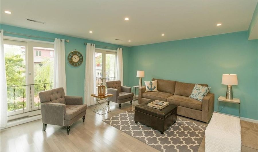 319 Swans Wharf Row, Newport, RI 02840 - 3 Beds, 3 Bath
