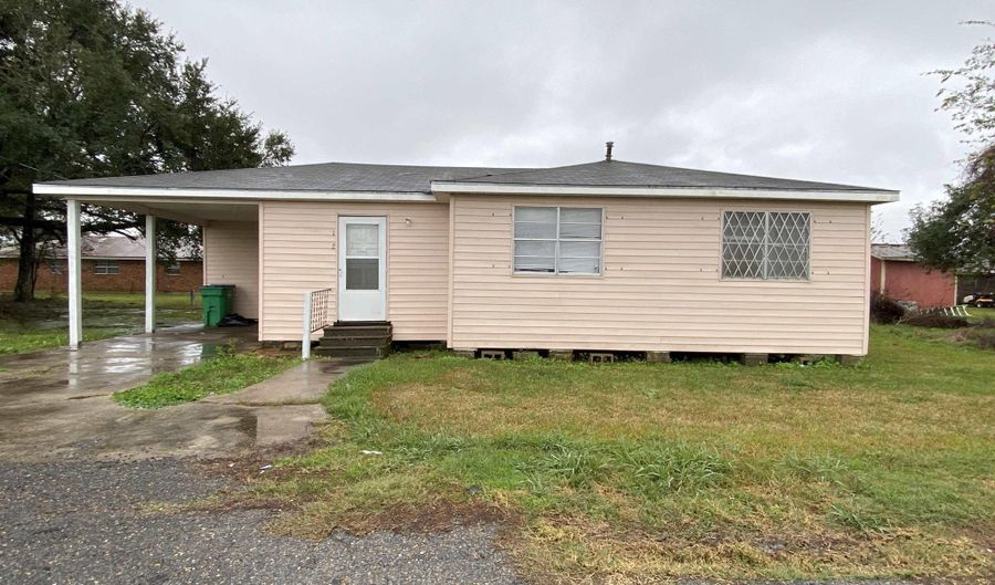 172 Dorseyville Ln, Belle Rose, LA 70341 - 3 Beds, 1 Bath