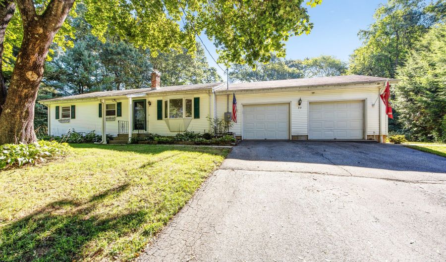 99 Lake Hayward Rd, Colchester, CT 06415 - 2 Beds, 2 Bath