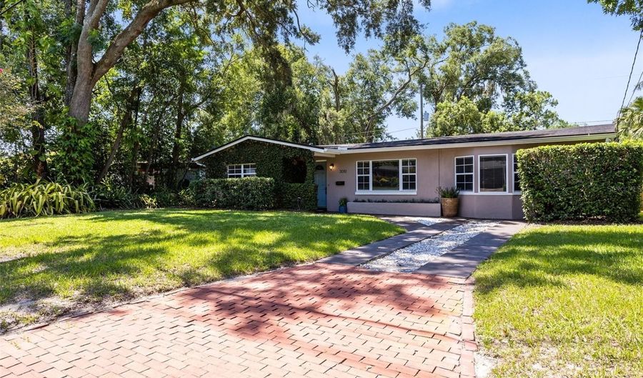 3010 OXFORD St, Orlando, FL 32803 - 3 Beds, 2 Bath