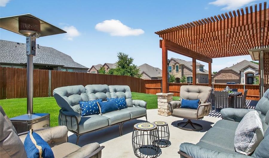 14800 Star Creek Dr, Aledo, TX 76008 - 4 Beds, 4 Bath