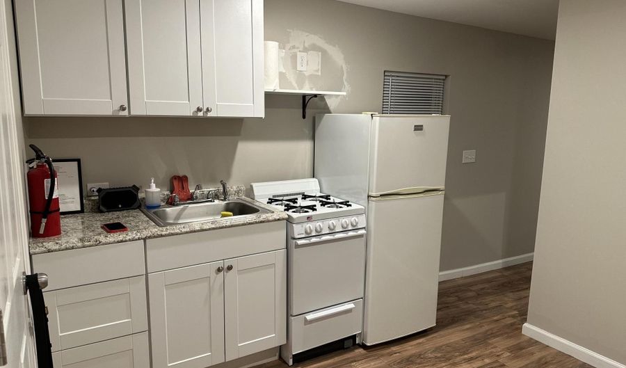 408 16th Ave 5, Belmar, NJ 07719 - 4 Beds, 1 Bath
