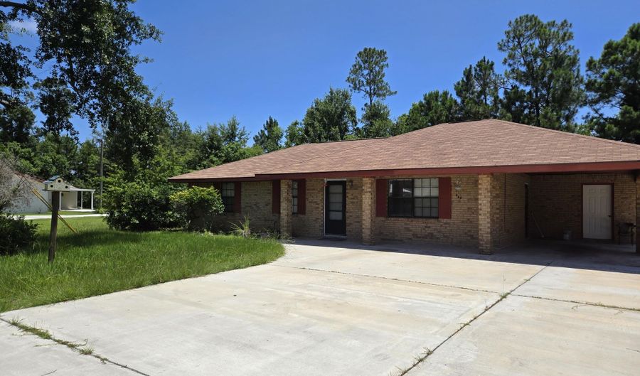 530 Easterbrook St, Bay St. Louis, MS 39520 - 4 Beds, 2 Bath