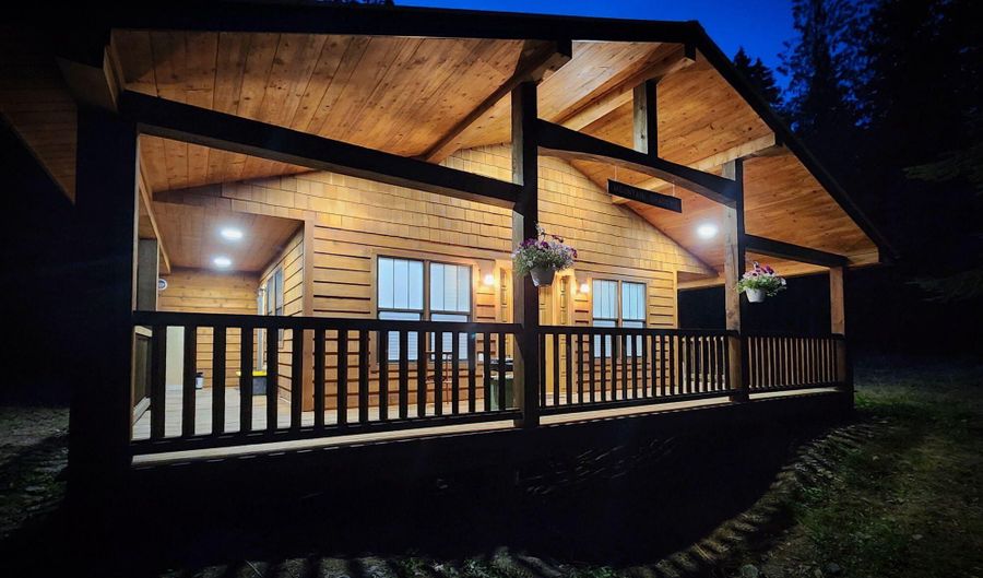 109 E Kamloop Ave, Bayview, ID 83803 - 2 Beds, 2 Bath