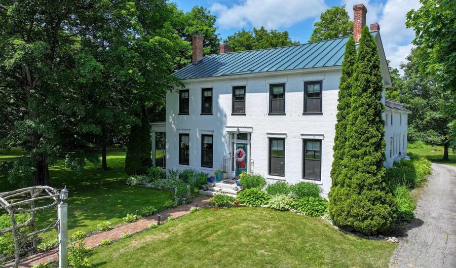 5 Pearl St, Brandon, VT 05733 - 5 Beds, 3 Bath