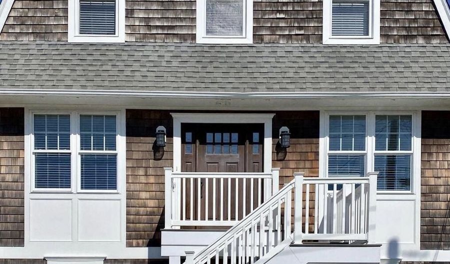 74 Goetze St, Bay Head, NJ 08742 - 5 Beds, 3 Bath