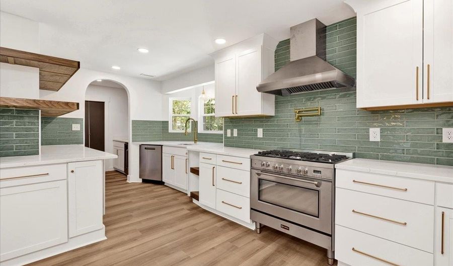 960 CAMP BRANCH Rd, Alabaster, AL 35007 - 4 Beds, 4 Bath