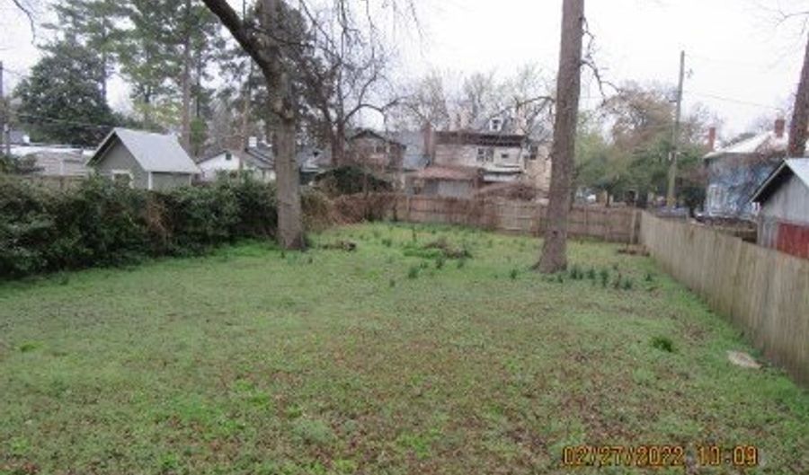 217 Telfair St, Augusta, GA 30901 - 1 Beds, 2 Bath
