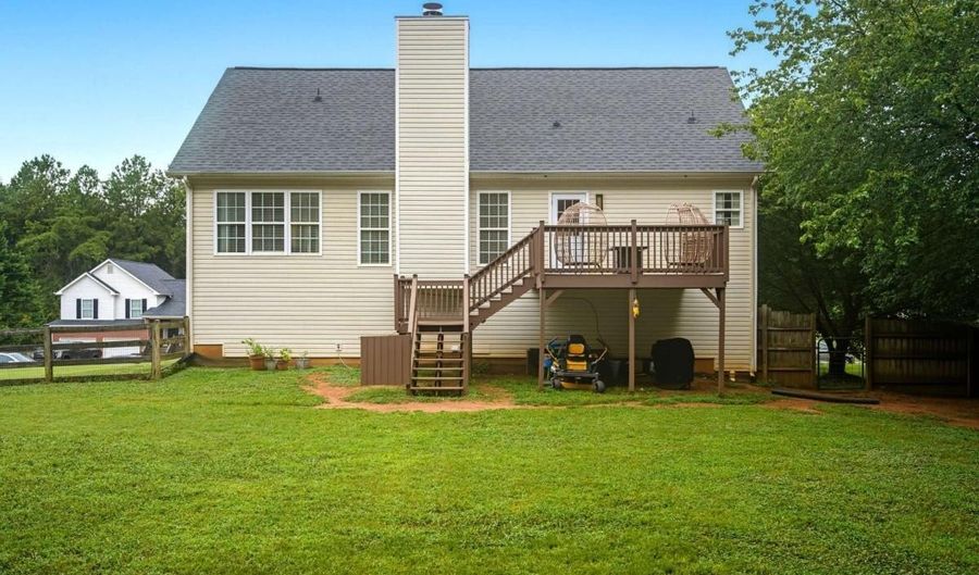 15 Hopkins Breeze, Adairsville, GA 30103 - 3 Beds, 2 Bath