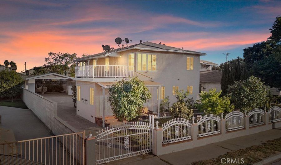 510 S Tamarind Ave, Compton, CA 90220 - 5 Beds, 4 Bath