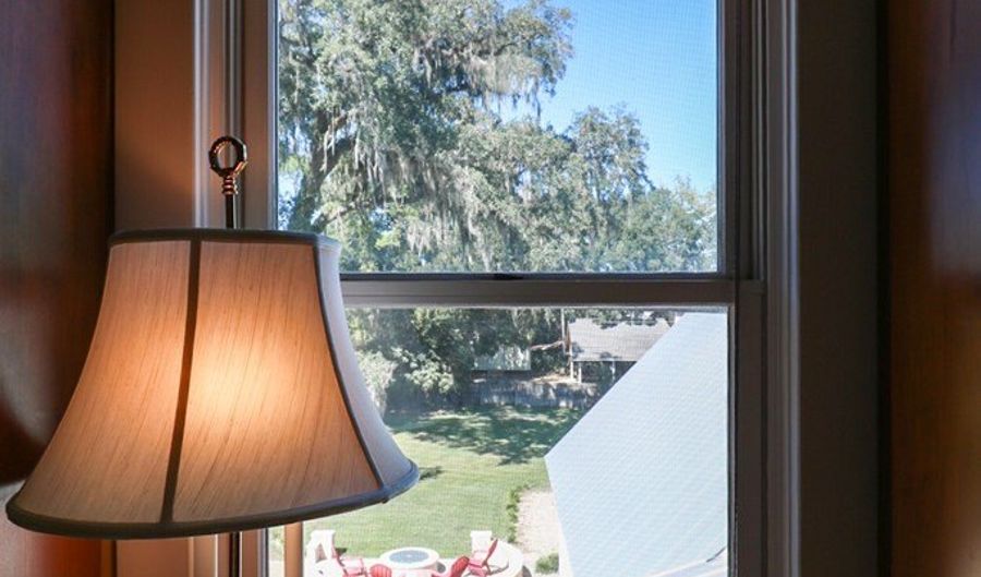 309 Evans St, Bainbridge, GA 39819 - 4 Beds, 4 Bath