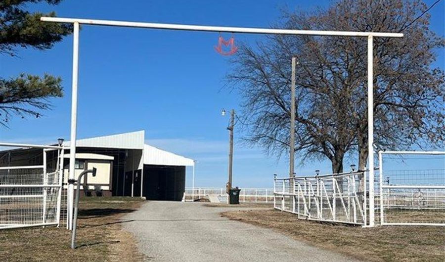 343924 E 770 Rd, Agra, OK 74824 - 2 Beds, 1 Bath