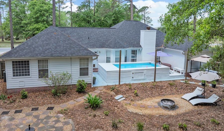 1702 Jimmy St, Adel, GA 31620 - 4 Beds, 2 Bath