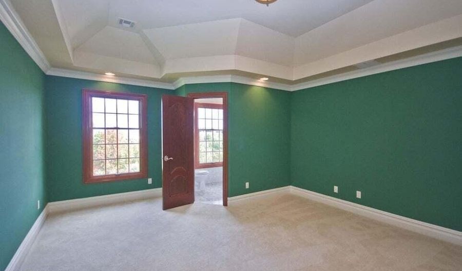 81 Potts Rd, Allentown, NJ 08501 - 5 Beds, 5 Bath