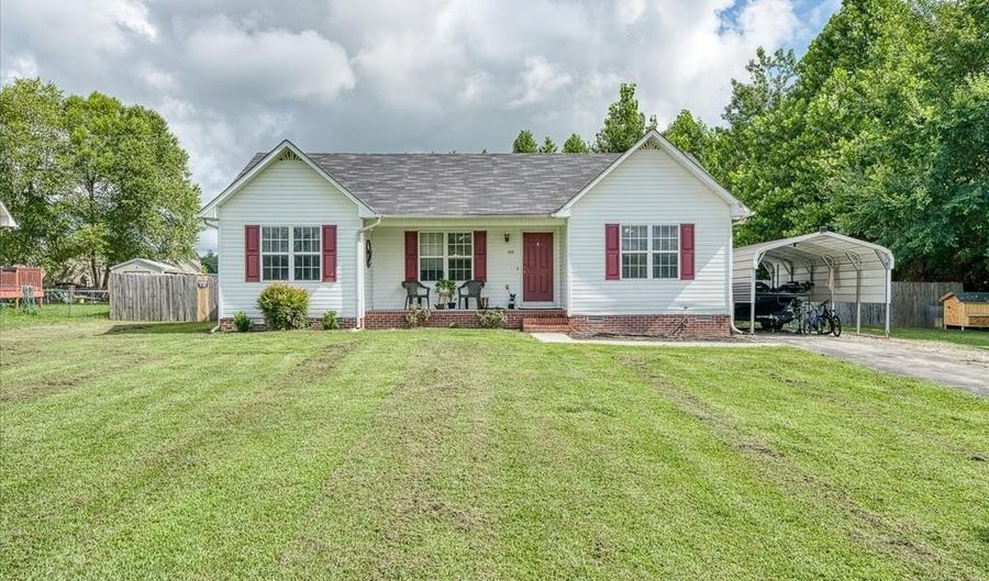 6775 Thomas Twin Oak, Baxter, TN 38544 - 3 Beds, 2 Bath