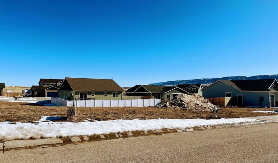 1161 River Heights Dr, Mills, WY 82604 - 0 Beds, 0 Bath