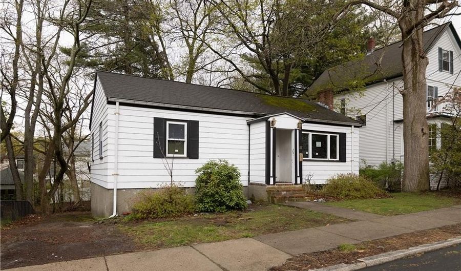 177 Perham St, Boston, MA 02132 - 2 Beds, 1 Bath