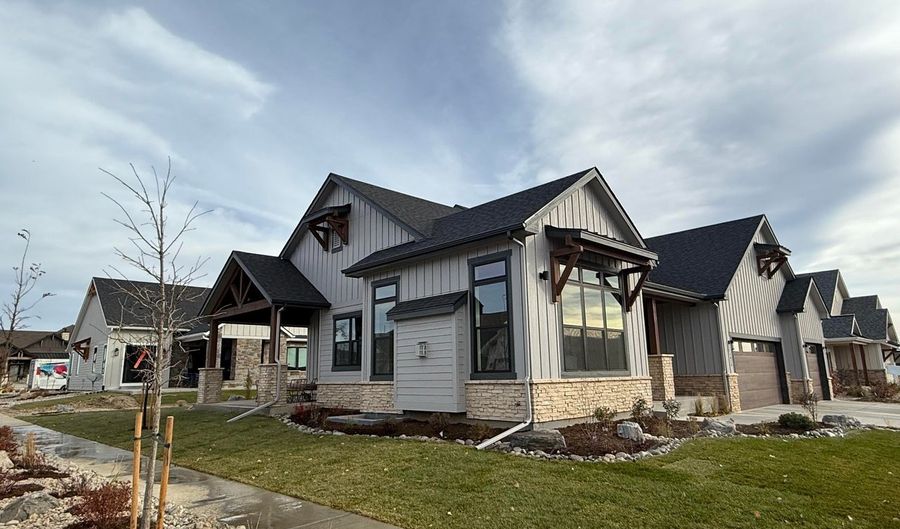 1424 Burt Ave, Berthoud, CO 80513 - 5 Beds, 4 Bath