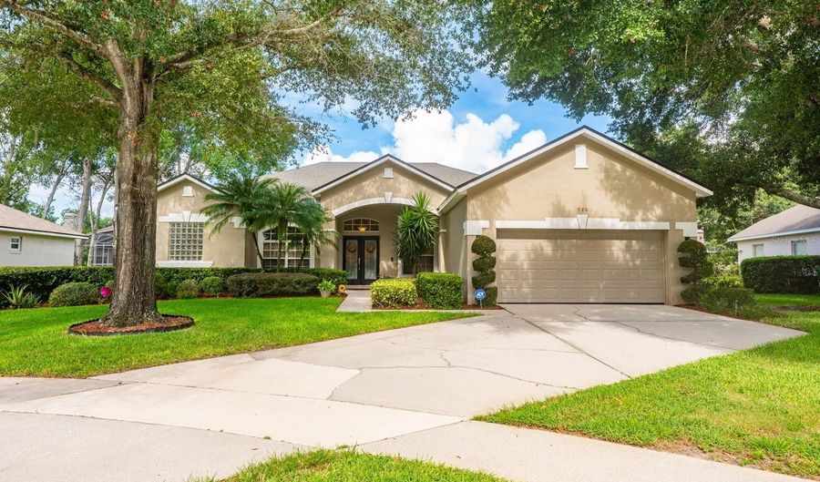 920 RIDGELAND Ct, Apopka, FL 32712 - 3 Beds, 2 Bath
