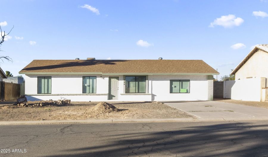 944 W CALLE TUBERIA, Casa Grande, AZ 85194 - 3 Beds, 2 Bath