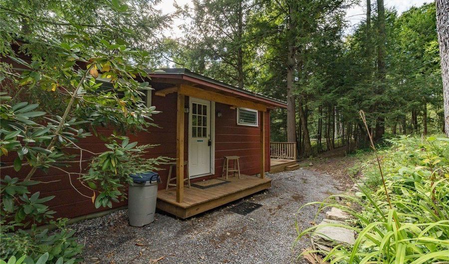 80 Krigbaum Dr, Altmar, NY 13302 - 3 Beds, 2 Bath