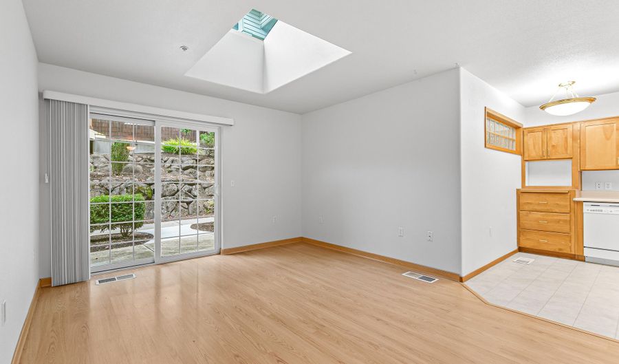 923 Mountain Meadows Cir, Ashland, OR 97520 - 1 Beds, 1 Bath