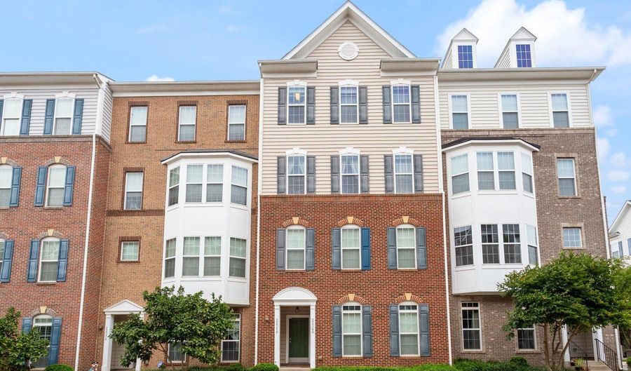 22358 CONCORD STATION Ter, Ashburn, VA 20148 - 3 Beds, 3 Bath