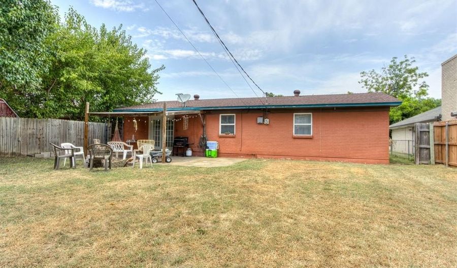 7612 NW 28th St, Bethany, OK 73008 - 3 Beds, 2 Bath