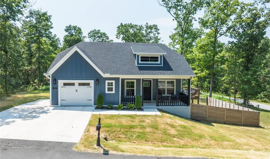 87 Leicester Dr, Bella Vista, AR 72714 - 2 Beds, 2 Bath