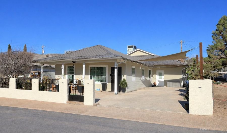 123 6th St, Clifton, AZ 85533 - 3 Beds, 2 Bath