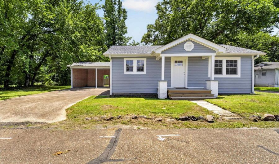 1437 Lincoln St, Arkadelphia, AR 71923 - 3 Beds, 2 Bath