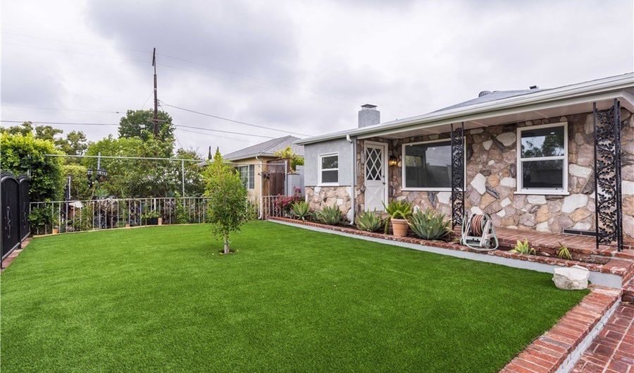 13535 Goleta St, Arleta, CA 91331 - 4 Beds, 2 Bath