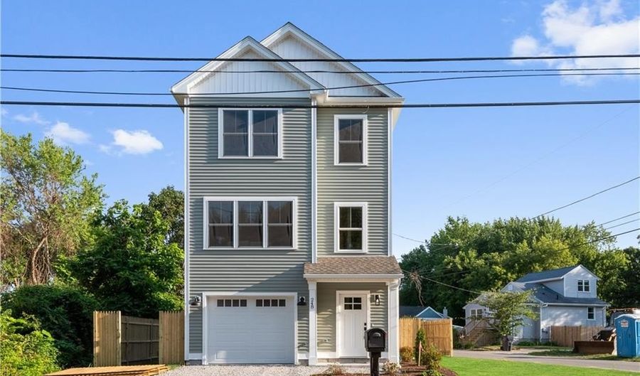248 Point Ave, Warwick, RI 02889 - 2 Beds, 3 Bath